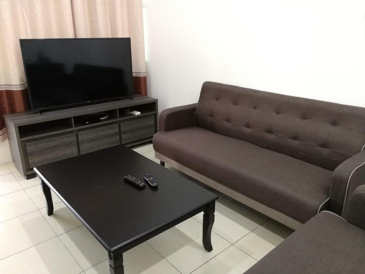Address No 915, Lorong Uni Central 13, Taman Uni Central, Kuching Samarahan Expressway Exteriör bild